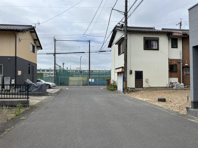 北から