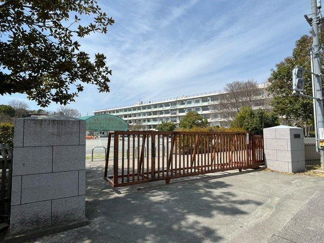 山口中学校