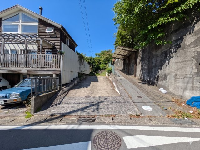 約4.1ｍの間口となります。　車が入りやすいほどの広さがあります。