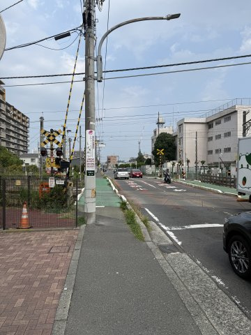 学区：有鹿小学校まで徒歩8分とお子様の通学も楽々♪