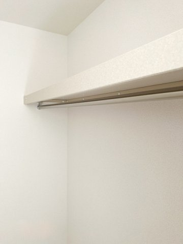 クローゼットハンガーパイプ（写真は同仕様写真）