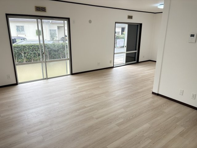 ゆったりとした広さで、ソファやダイニングセットも余裕をもって配置可能。