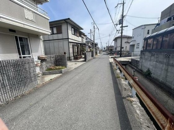 前面道路含む現地写真