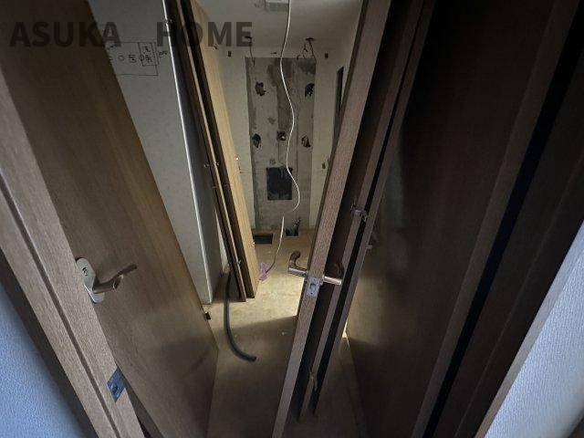 洗面台新規交換です。