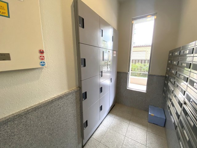 宅配ボックス