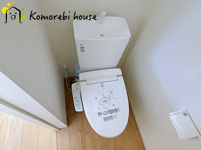 2階にもトイレがあることで、朝の混雑が解消し生活動線がスムーズに。新築ならではの間取り設計で、毎日の“プチストレス”が驚くほど減ります。