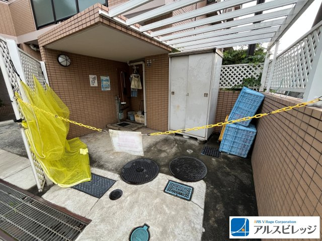 ゴミ置き場