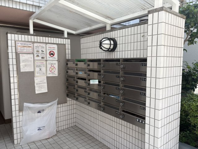 郵便受け＆掲示板