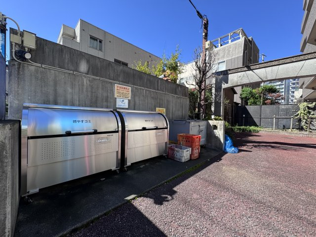 ゴミ置き場