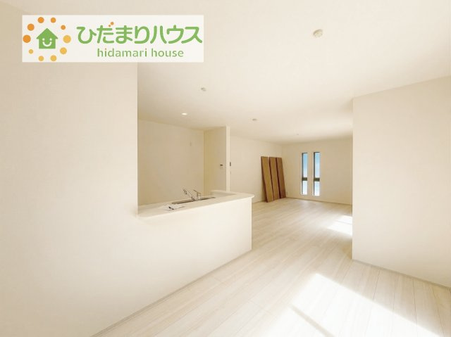 早くお仕事終わらせて、家に帰りたくなるようなリビングです(^^♪