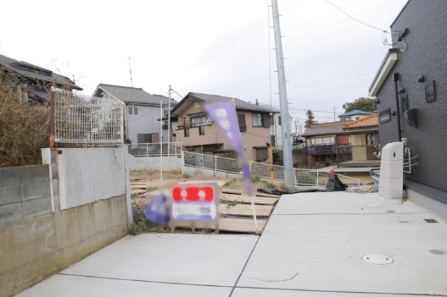 土地探しをしていると都市計画区域という言葉を目にすると思います。法律によって、都道府県知事や国土交通大臣が指定するエリアのことを指しており、都市計画区域は市街化区域と市街化調整区域に分けられています。