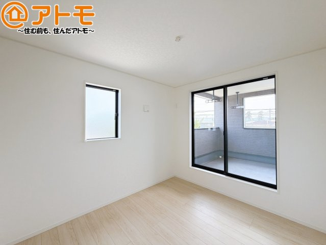 お子様のお友達が遊びに来た時も、子供部屋があると楽しく過ごせますね♪