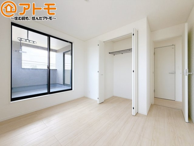 収納家具を減らせるクローゼット♪