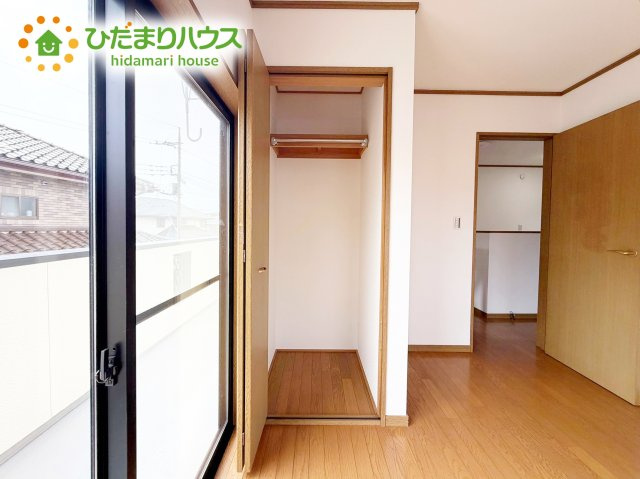 ハンガーパイプ付き収納