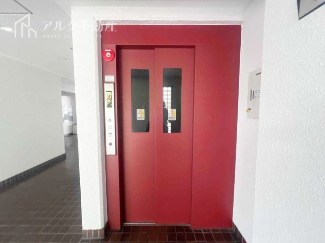 エレベーター完備