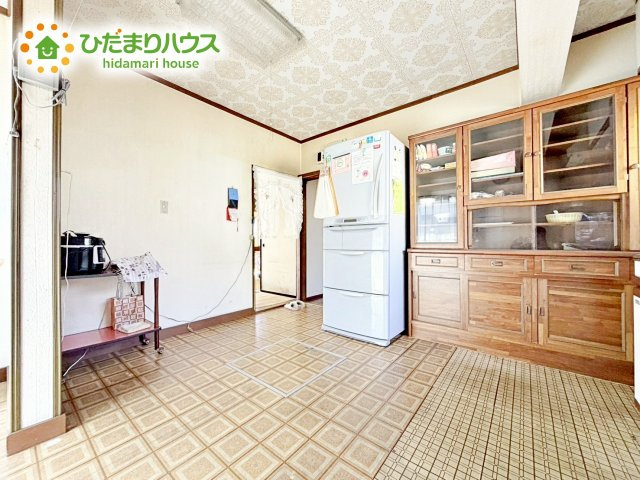家族だんらんを育む開放感あふれるダイニング
