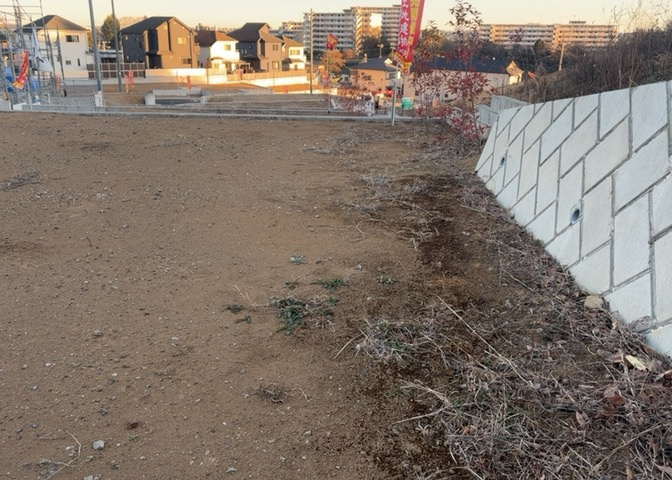 土地探しをしていると都市計画区域という言葉を目にすると思います。法律によって、都道府県知事や国土交通大臣が指定するエリアのことを指しており、都市計画区域は市街化区域と市街化調整区域に分けられています。