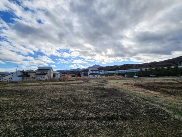 【薄根町土地の写真】