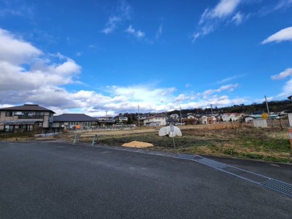 【薄根町土地の外観】