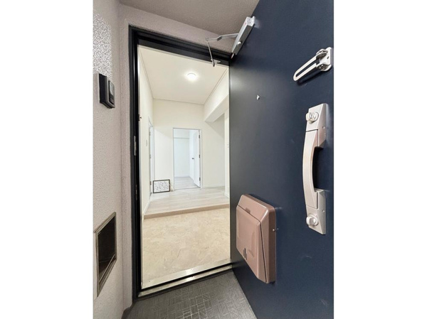 コム古川橋の玄関