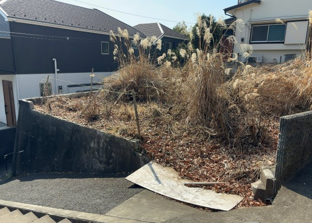物件の詳細については、現地を見てわかること以外に、役所や法務局などで調べないとわからないことがあります。そのため、現地に行く場合は、もしこの物件を買ったらどのような生活ができるかをイメージしましょう。