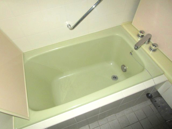 【下呂市少ケ野の中古マンションの浴室】