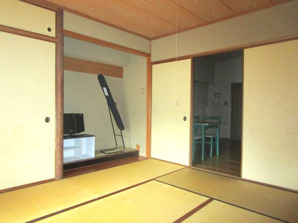 【下呂市少ケ野の中古マンションの和室】