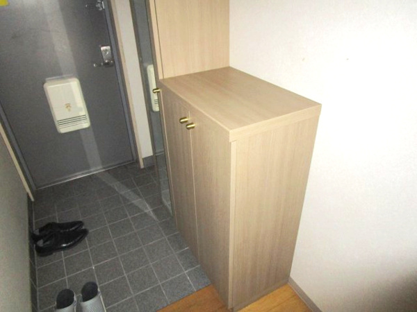 【下呂市少ケ野の中古マンションの玄関】