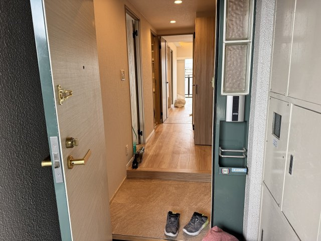 ～内装フルリノベ中の住戸です～