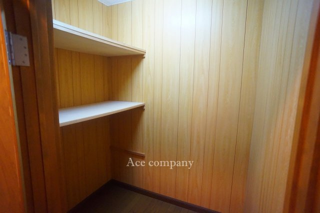 2階、廊下にある納戸収納です♪