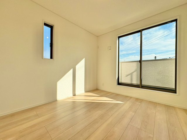 洋室5.2帖・収納付きで、お部屋がすっきり片付きます。