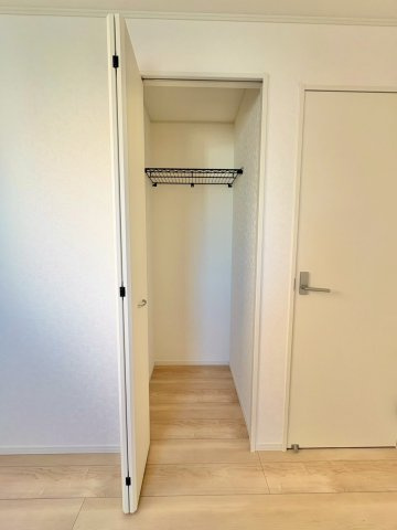 収納が豊富で、暮らしやすさに配慮した間取りです