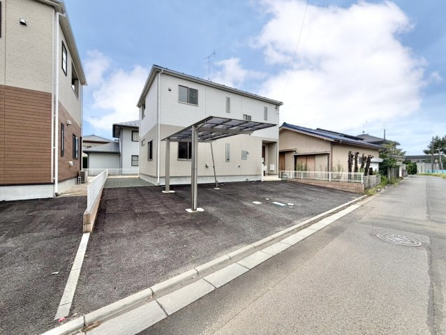 ■外観｜特徴のある個性的な住まいと美しい街並み、そして住みやすい環境を、ぜひ現地でご覧になりませんか。お気軽にお問合せください(^^)　