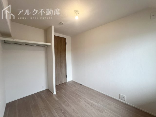洋室内装
