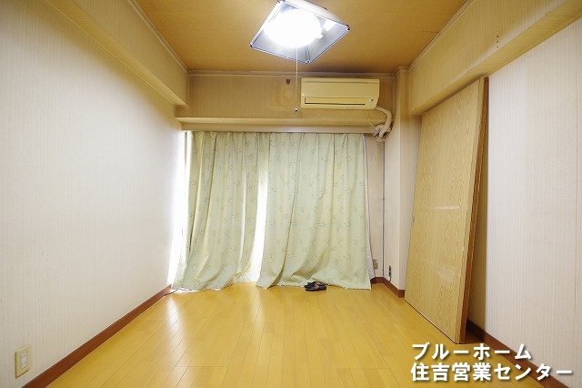 ■約5帖の洋室です！南向きで明るい室内となっています。