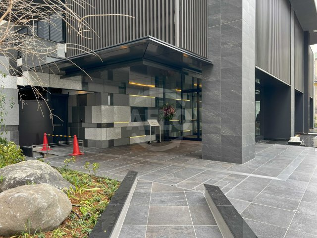ジオタワー新町　ロビー