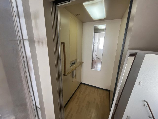 ＊CG加工により室内家具をけしております。