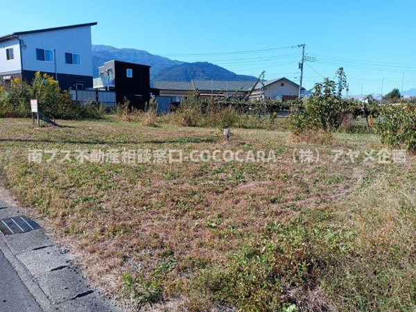 【飯野　２筆分　売地104坪の外観】