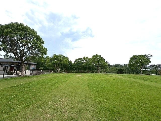 近隣の公園です。