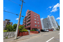 ライオンズマンション山鼻13条の外観