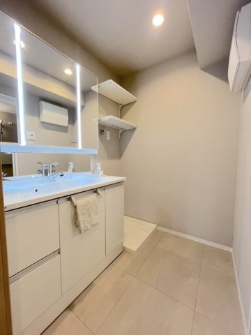 アンピールやよい坂の洗面