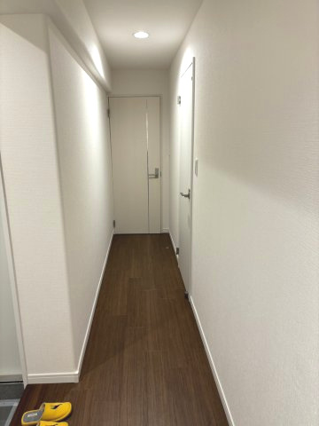 白を基調とした落ち着いた内装です