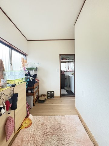 明るく開放感のある玄関ホールです。ゆとりある動線も魅力です。