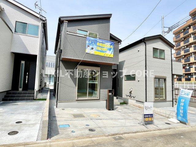 明るい日差しに包まれる住宅で新しい暮らしを始めませんか？お問合せお待ちしております。　