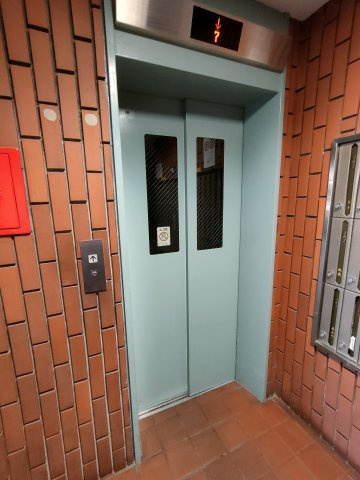 【エレベーター】
