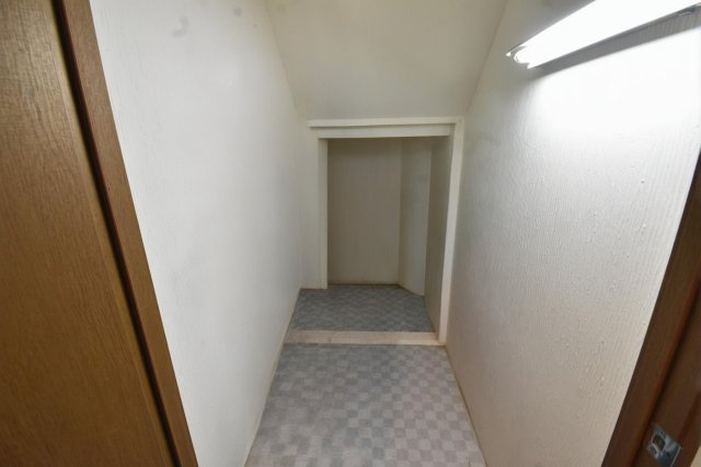 ※一部、AI家具消し使用　階段下収納