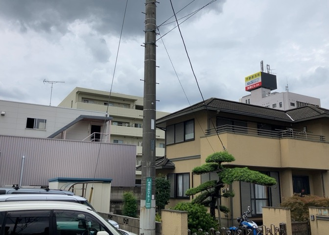 眺望を気にして物件を探す場合、前面に建物が建っていないか現地で確認しましょう！前面に建物があると景色はもちろん、日当たりや風通しにも影響が出てきます。住んだ時のことを想像しながら現地見学をしましょう。