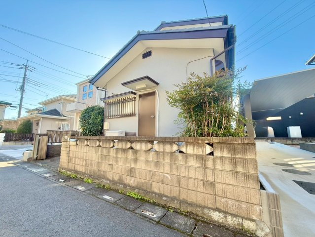 道路に約9ｍ接続してます。