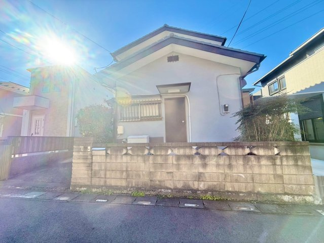 平方小学校まで約7分