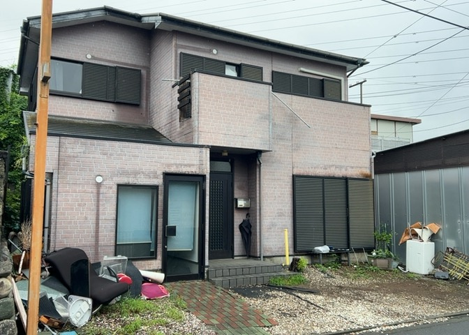 物件の詳細については、現地を見てわかること以外に、役所や法務局などで調べないとわからないことがあります。そのため、現地に行く場合は、もしこの物件を買ったらどのような生活ができるかをイメージしましょう。